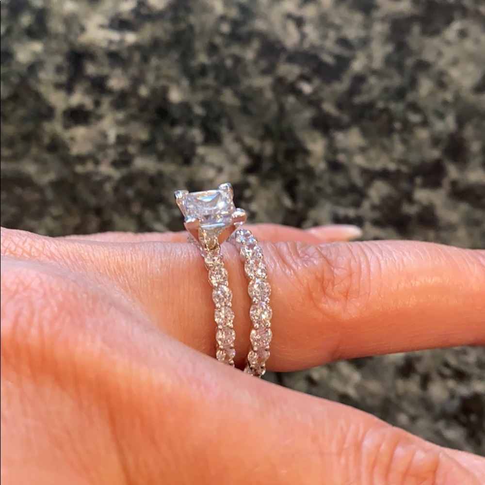 14k Solid White Gold 1.5ct Engagement Ring 2pc - Picture 5 of 16